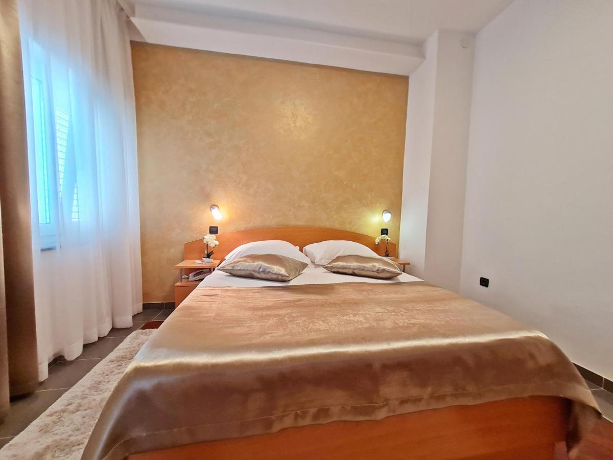 Hotel Sunce Podstrana Luaran gambar