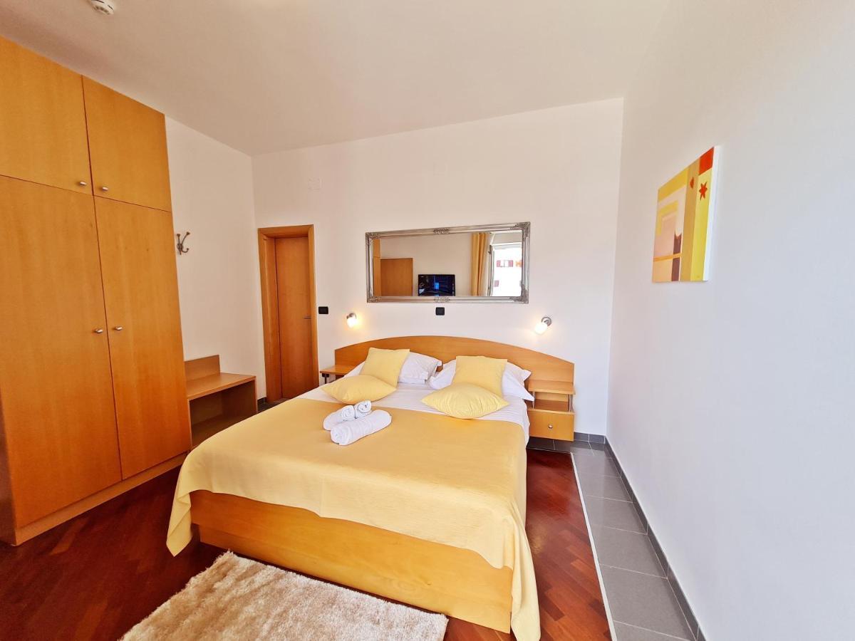 Hotel Sunce Podstrana Luaran gambar