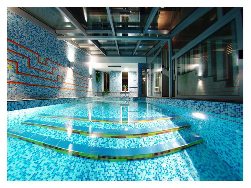 Hotel Sunce Podstrana Luaran gambar